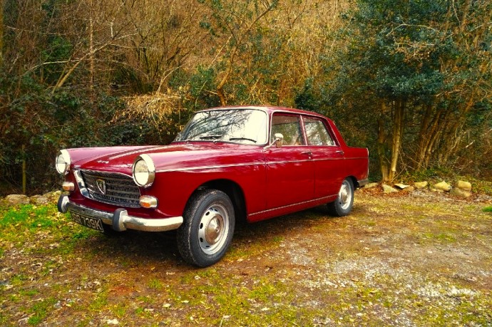 Peugeot 404.  Robert Mann.(ex Kevin Hodnett)